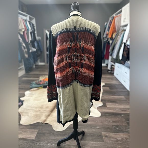 Miss Me Long Cardigan Medium Aztec Aspen Lodge Tribal Open Front Fringe Western - Picture 4 of 8